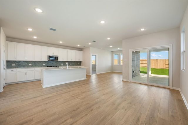 125 Jans WAY, Georgetown, TX 78626