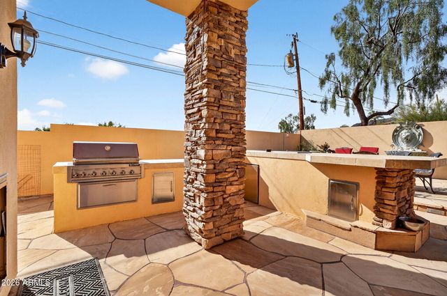 1343 E LUPINE Avenue, Phoenix, AZ 85020