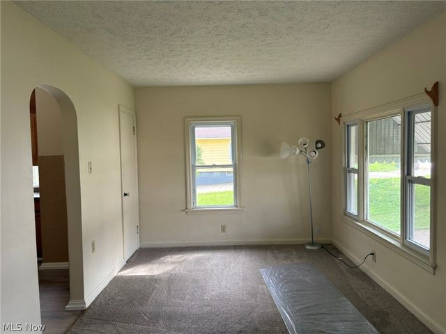 4031 Elyria Avenue, Lorain, OH 44055
