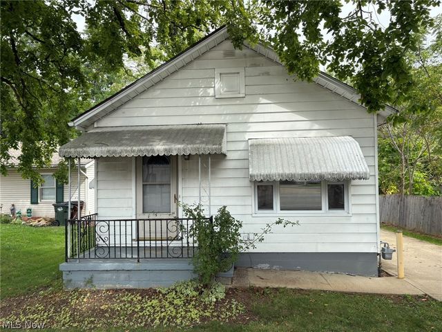 4031 Elyria Avenue, Lorain, OH 44055