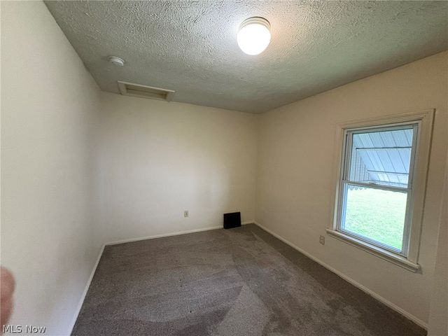 4031 Elyria Avenue, Lorain, OH 44055