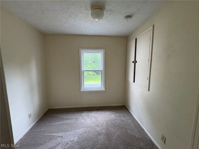 4031 Elyria Avenue, Lorain, OH 44055