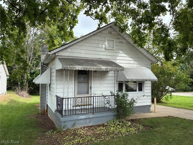 4031 Elyria Avenue, Lorain, OH 44055
