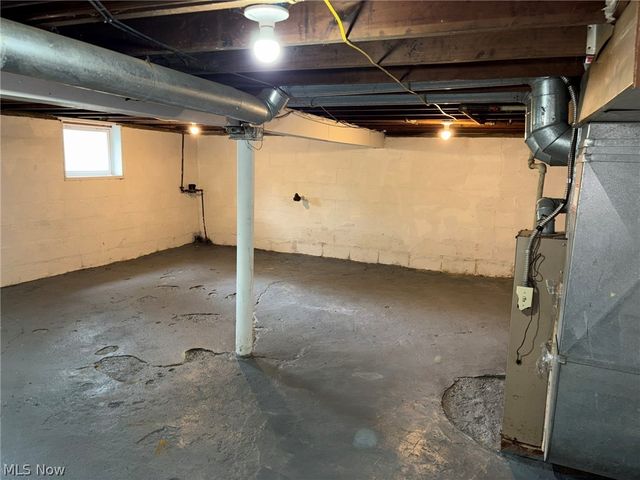 4031 Elyria Avenue, Lorain, OH 44055