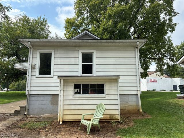 4031 Elyria Avenue, Lorain, OH 44055