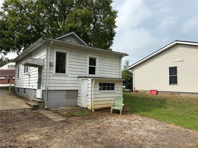 4031 Elyria Avenue, Lorain, OH 44055