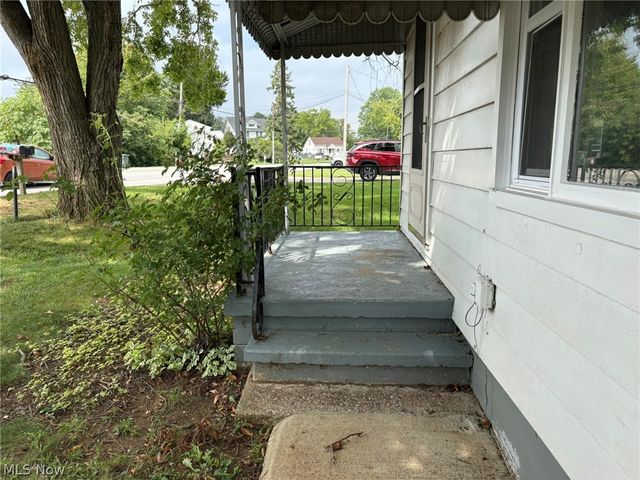 4031 Elyria Avenue, Lorain, OH 44055