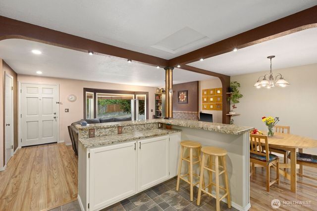 904 214th Place SW, Lynnwood, WA 98036