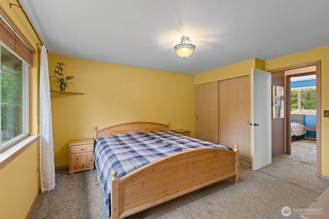 904 214th Place SW, Lynnwood, WA 98036