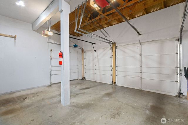 904 214th Place SW, Lynnwood, WA 98036