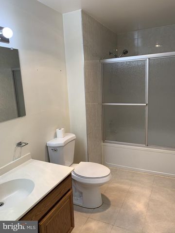 4 RIVER WAY, Wilmington, DE 19809