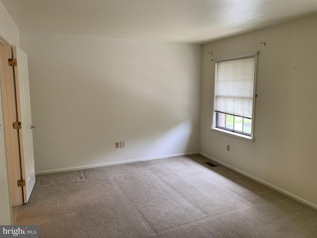 4 RIVER WAY, Wilmington, DE 19809