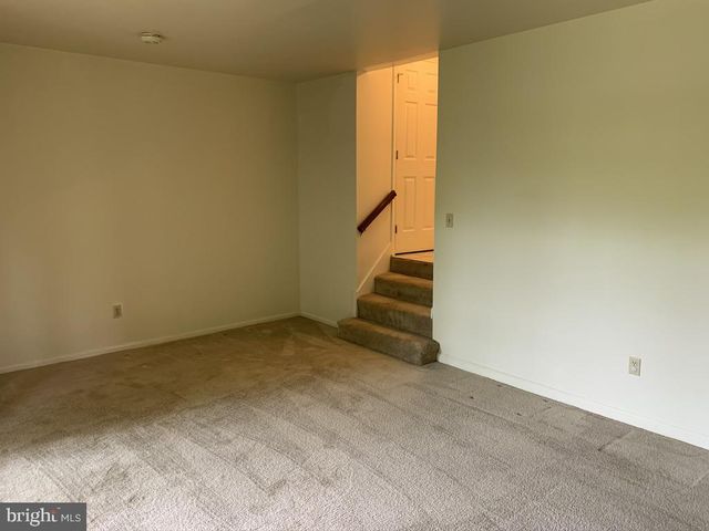 4 RIVER WAY, Wilmington, DE 19809