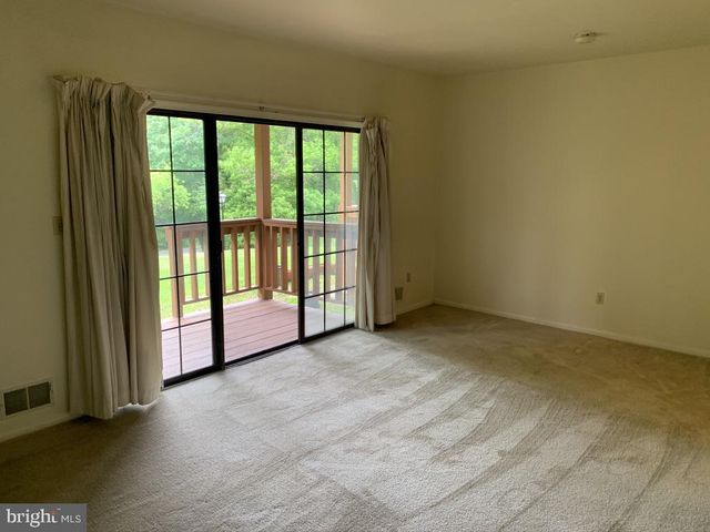 4 RIVER WAY, Wilmington, DE 19809