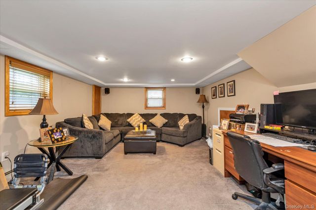 2631 Fox Road, Baldwin, NY 11510