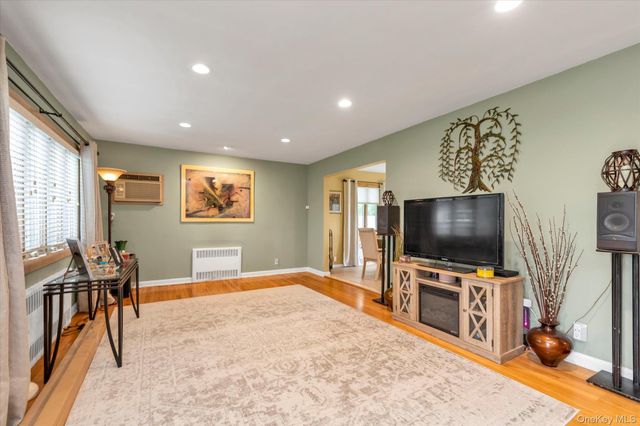 2631 Fox Road, Baldwin, NY 11510