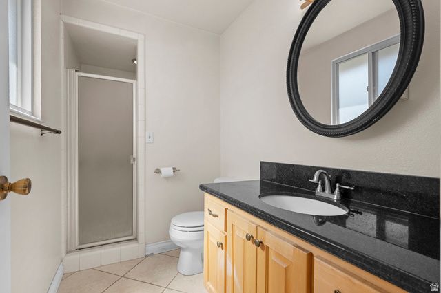 6471 S BLUEMONT DR, Taylorsville, UT 84123