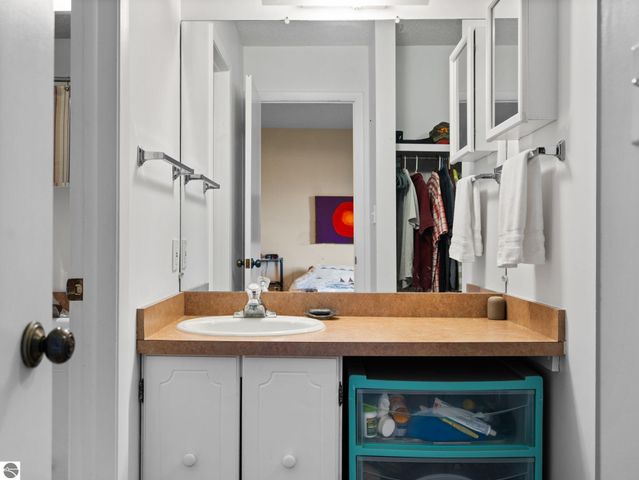 246 Peninsula Hills, Traverse City, MI 49686