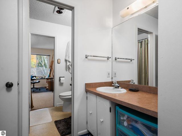 246 Peninsula Hills, Traverse City, MI 49686