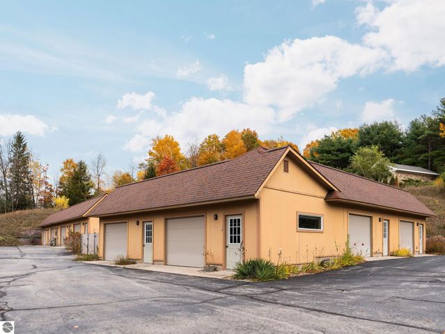 246 Peninsula Hills, Traverse City, MI 49686