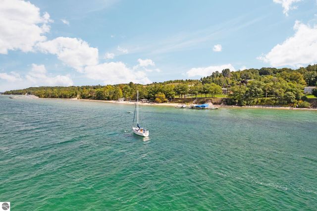 246 Peninsula Hills, Traverse City, MI 49686