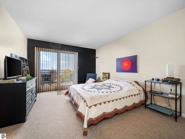 246 Peninsula Hills, Traverse City, MI 49686