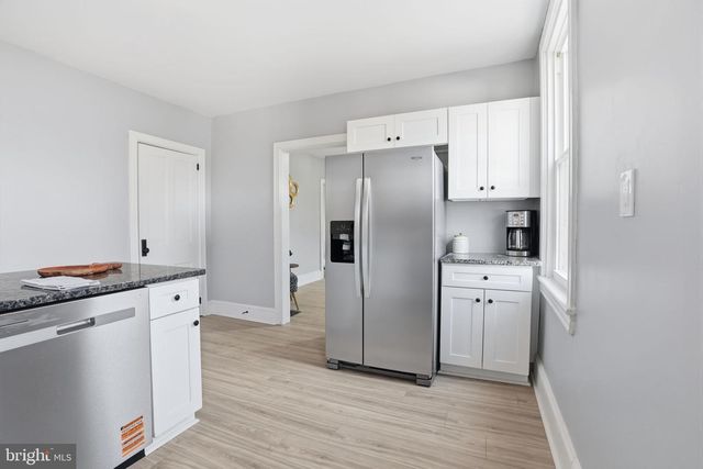 337 E 2ND ST, Moorestown, NJ 08057