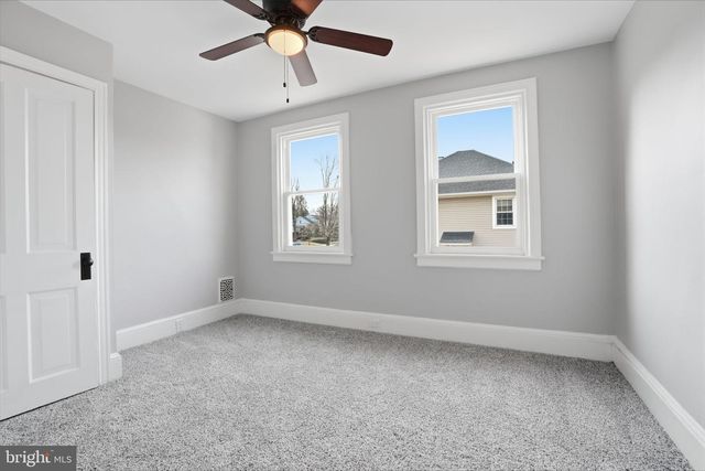 337 E 2ND ST, Moorestown, NJ 08057