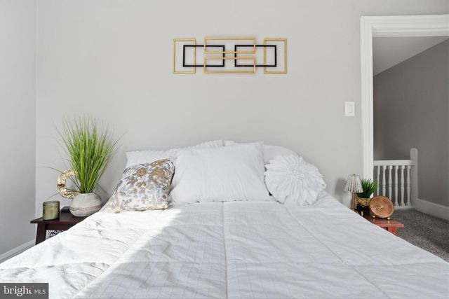 337 E 2ND ST, Moorestown, NJ 08057