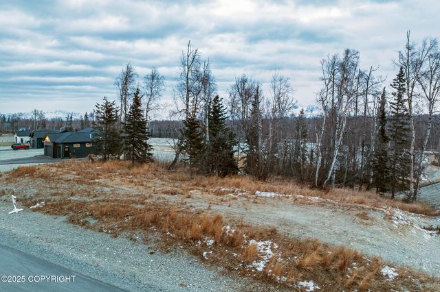 2576 W Longview Circle, Wasilla, AK 99623