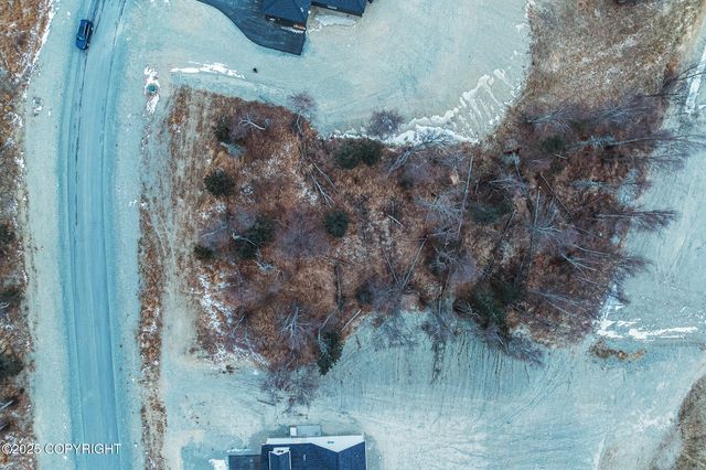 2576 W Longview Circle, Wasilla, AK 99623