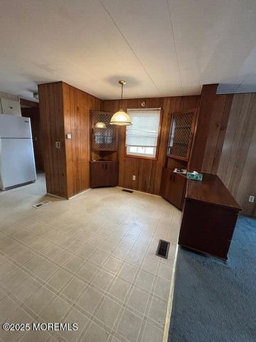 53 Bayshore Mobile Mnr, Hazlet, NJ 07730