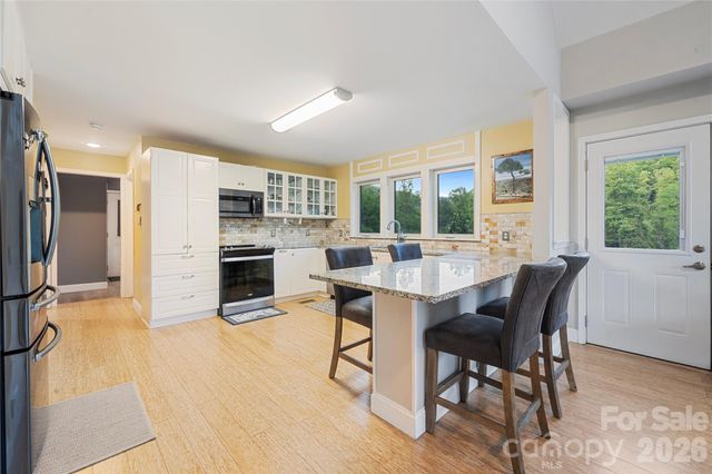 6029 Mulberry Church Road, Lenoir, NC 28645