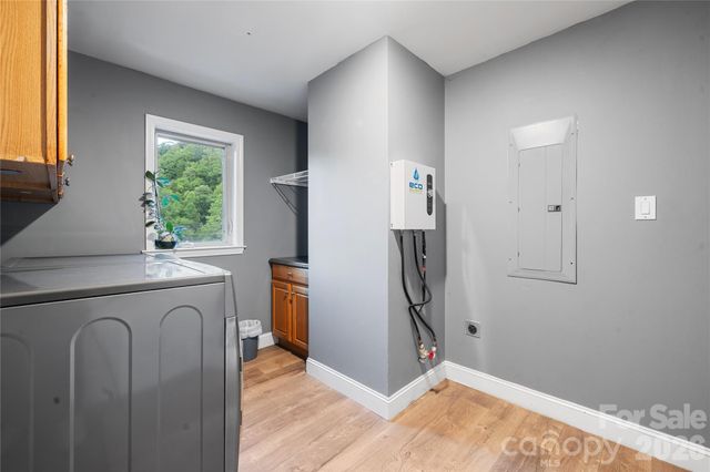 6029 Mulberry Church Road, Lenoir, NC 28645