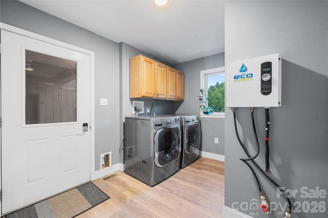6029 Mulberry Church Road, Lenoir, NC 28645