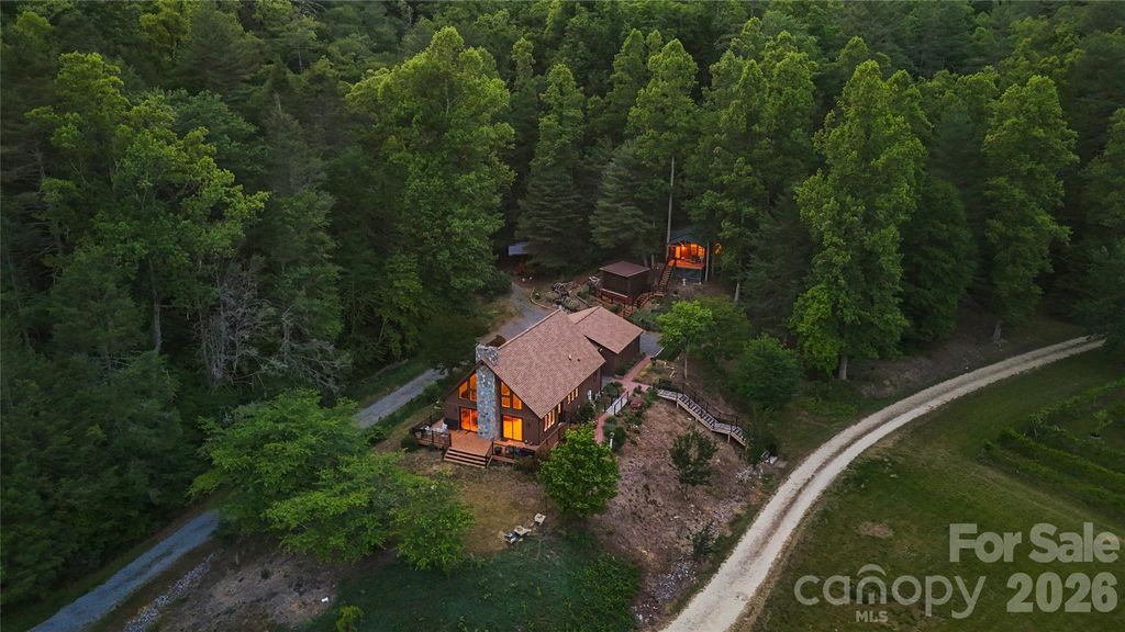 6029 Mulberry Church Road, Lenoir, NC 28645