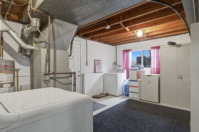 1265 Windsor Drive, Wheaton, IL 60189