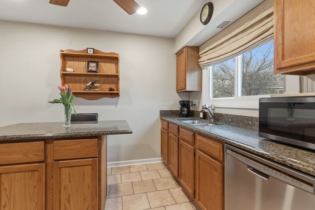 1265 Windsor Drive, Wheaton, IL 60189