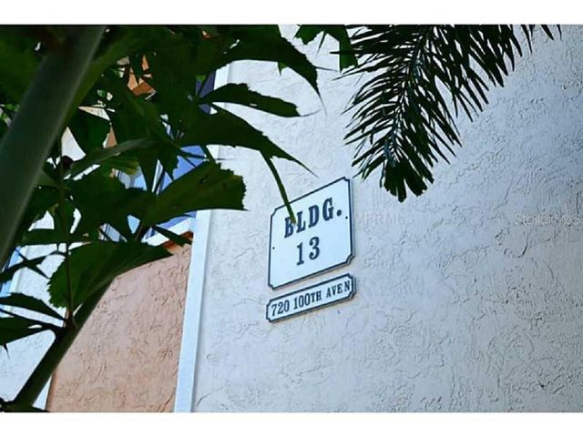 720 100TH AVENUE N 203, St Petersburg, FL 33702