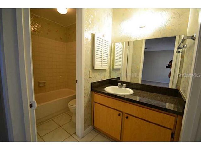 720 100TH AVENUE N 203, St Petersburg, FL 33702