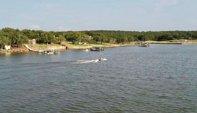 10 Ridglea Court, Nocona, TX 76255