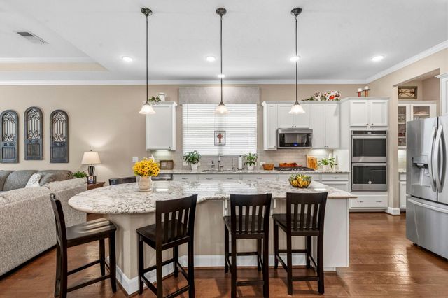 217 Percheron Drive, The Woodlands, TX 77382