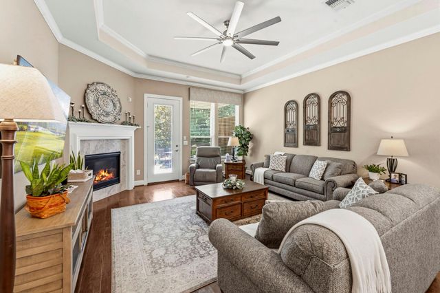 217 Percheron Drive, The Woodlands, TX 77382