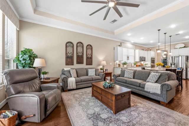 217 Percheron Drive, The Woodlands, TX 77382