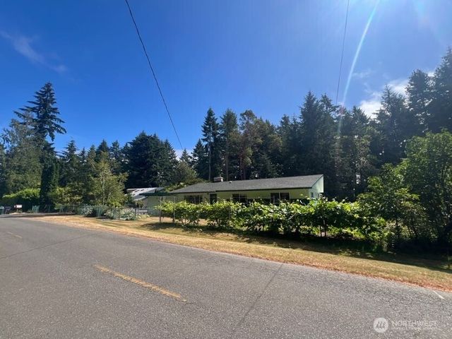 4430 Pine Avenue NE, Bremerton, WA 98310