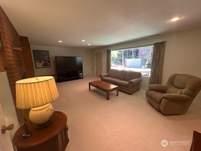 4430 Pine Avenue NE, Bremerton, WA 98310
