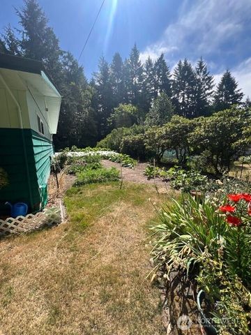 4430 Pine Avenue NE, Bremerton, WA 98310