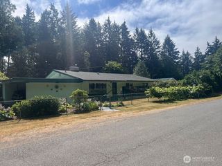 4430 Pine Avenue NE, Bremerton, WA 98310