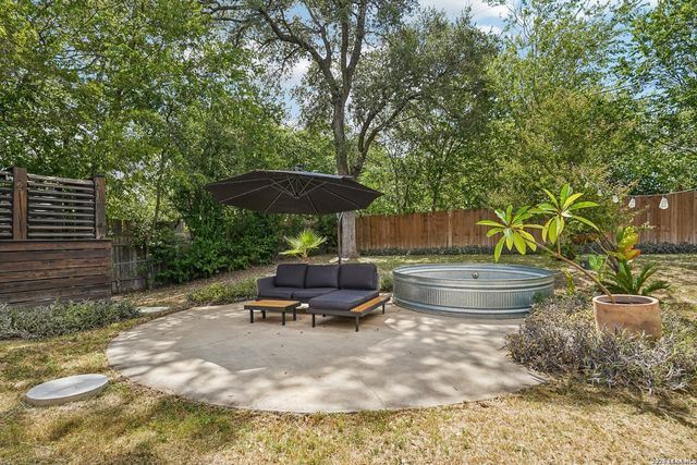 718 Olney Dr, San Antonio, TX 78209