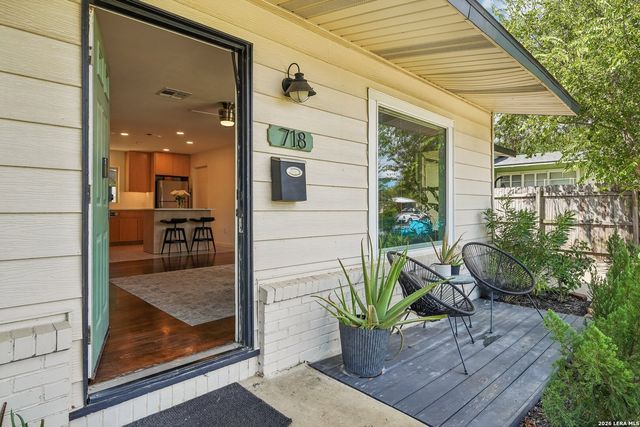 718 Olney Dr, San Antonio, TX 78209